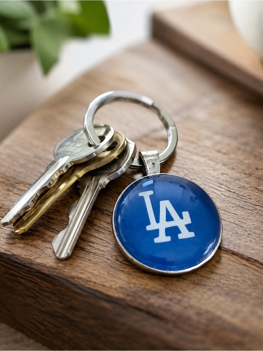 Los Angeles Dodgers Blue LA Logo Keychain Double-Sided